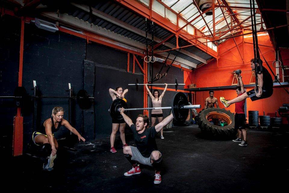 Se você é daquelas pessoas que em toda conversa arruma um jeito de falar  que faz Crossfit, está no lugar certo! A OHS v…