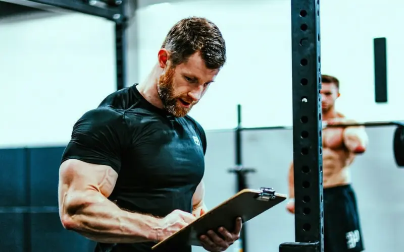 Intensidade vs. Segurança no CrossFit: O Fim de um Falso Dilema