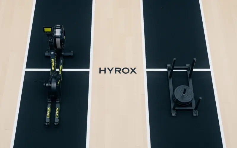 HYROX em Duplas: 3 Benefícios para Iniciantes na Competição do Momento