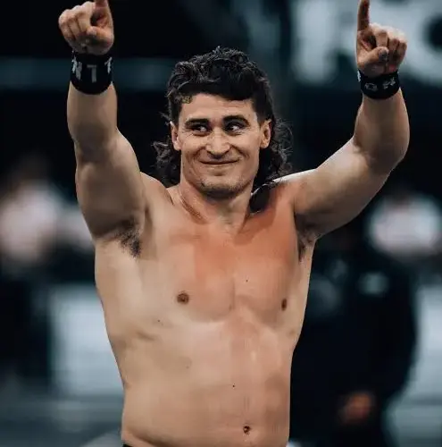 Justin Medeiros se retira da Legends Championship; caminho para os Games 2026 em aberto