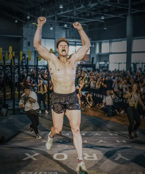 Foco nos Sleds e Volume: Hunter McIntyre Detalha Preparação para o Mundial de Hyrox