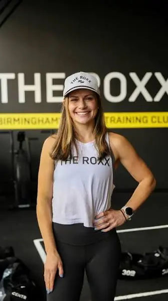 De Corredora à Elite do Hyrox: A Estratégia de Rachael Wade para Dominar a Competição